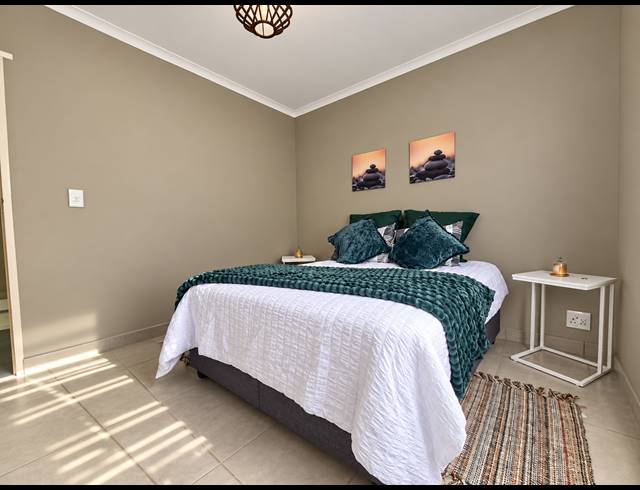3 BEDROOM FREEHOLD FOR SALE IN BRITANNIA BEACH ESTATE